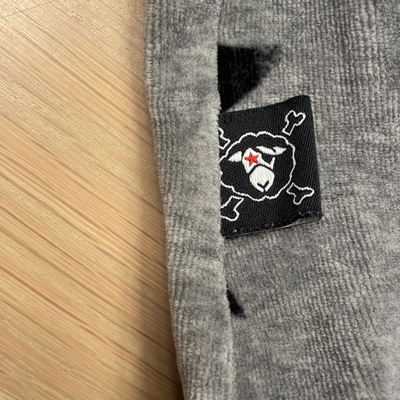 Velvet Hooded Zip Stars Romper. Size 6-12. - Picture 4 of 5